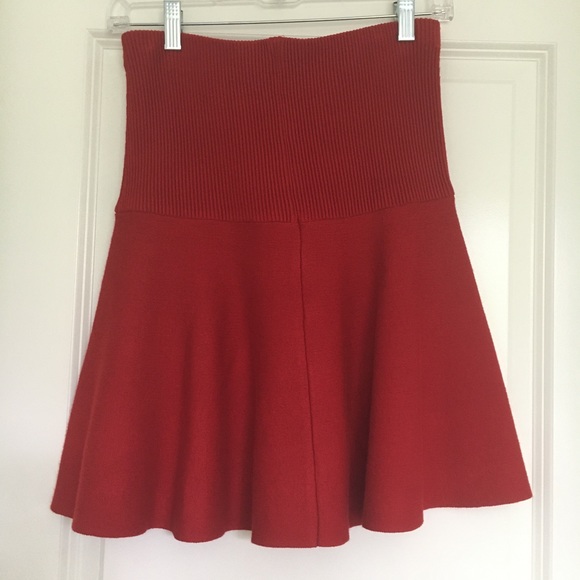Zara Basic red fit & flare skater skirt - Picture 2 of 7